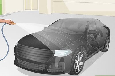 How to Use Household Ingredients to Clean Your Car