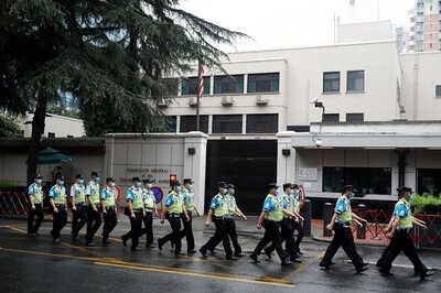 Tight Security Outside US Chengdu Consulate After China Orders Closure