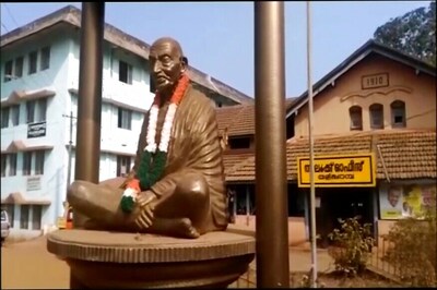 Man Desecrates Mahatma Gandhi Statue in Kerala's Kannur