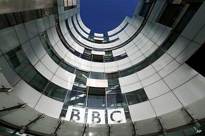 BBC faces probe over huge pay-offs to 200 managers