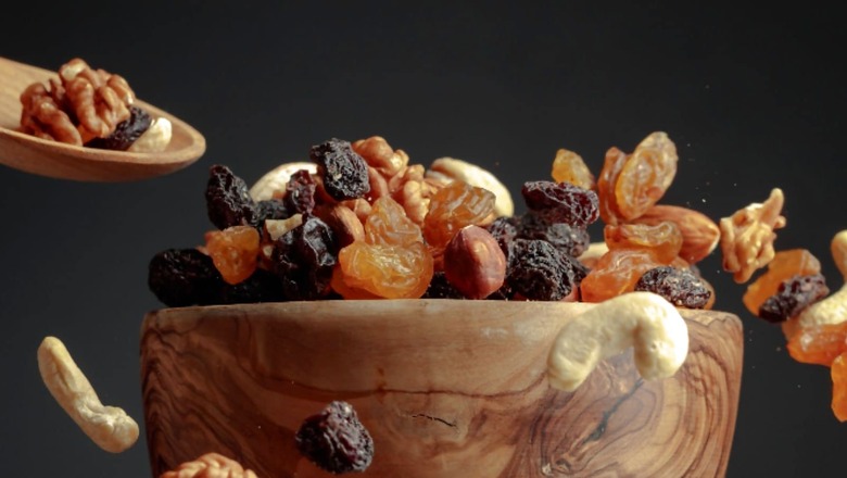 Berries to Nuts: 8 Anti-Ageing Foods For Men