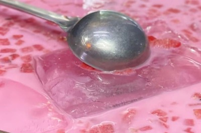 Inside Old Delhi’s Famous Shop Selling Sharbat-e-Mohabbat