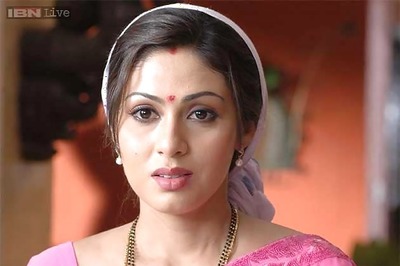 Sadha makes comeback with Vadivelu's 'Eli'