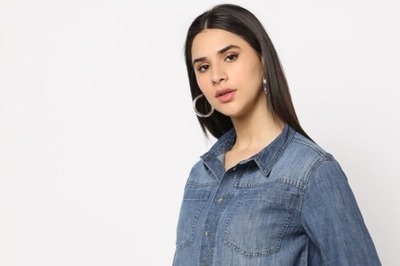 DIY Fashion : Upcycling and Personalizing Your Wardrobe