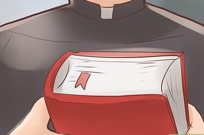 How to Set up a Church Library With Fiction and Non Fiction