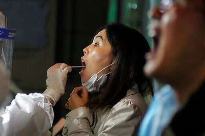 Chinese Company Offers Coronavirus Vaccine To Students