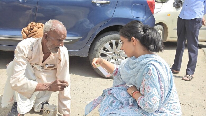IAS Officer's Act Of Kindness Towards Specially Abled Man Is Winning Hearts