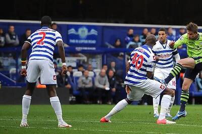 QPR get their first win this season beating Fulham 2-1