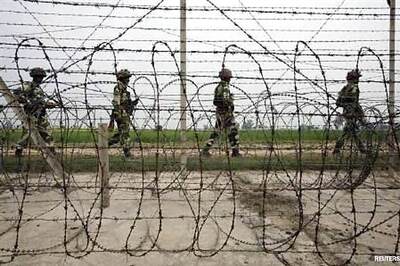 Pakistan violates ceasefire again, kills 2 civilians