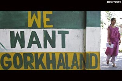 Top GJM leaders arrested, normal life hit in Darjeeling