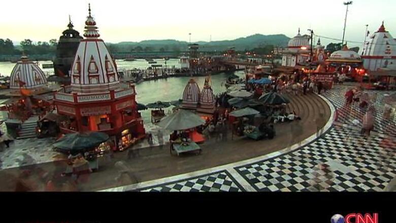 13-year-old girl thrown into Ganga by parents