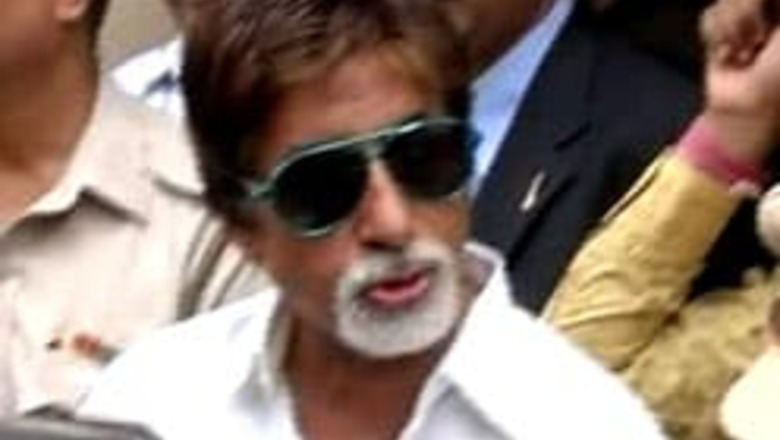 Big B pans film critics for slamming Delhi 6