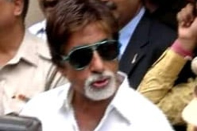 Big B pans film critics for slamming Delhi 6
