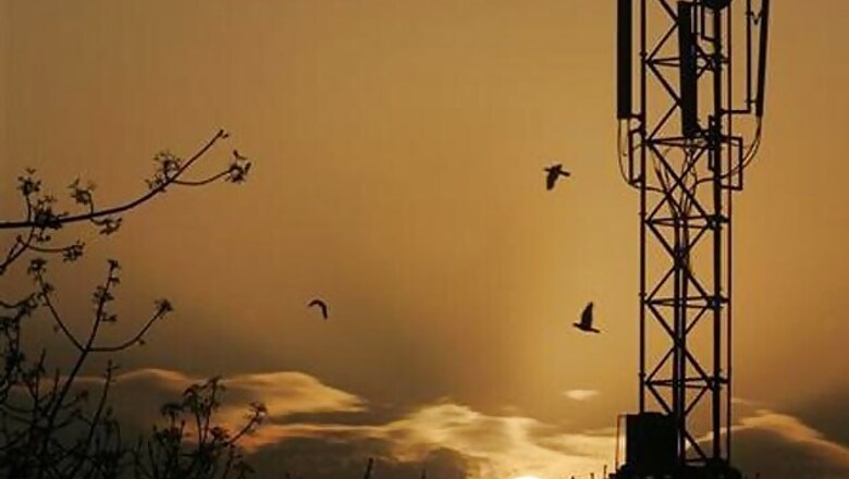 Government plans to finalise spectrum charges before auction