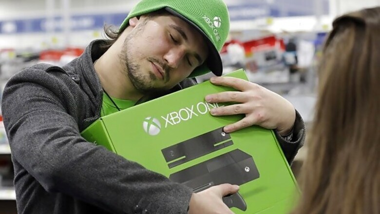 Microsoft Xbox One vs Sony PS4: Which game console to opt for