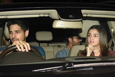 Alia Bhatt-Sidharth Malhotra Steal The Limelight From Priyanka Chopra at Her Own Homecoming Bash