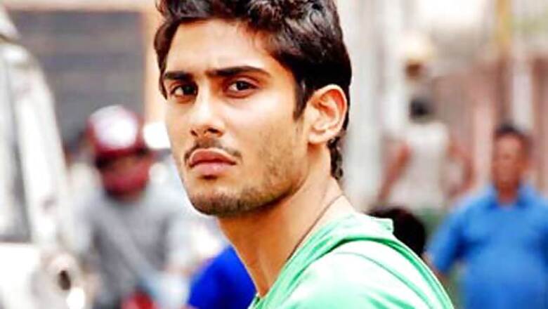 Not scared of controversies, says Prateik Babbar