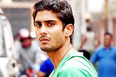 Not scared of controversies, says Prateik Babbar