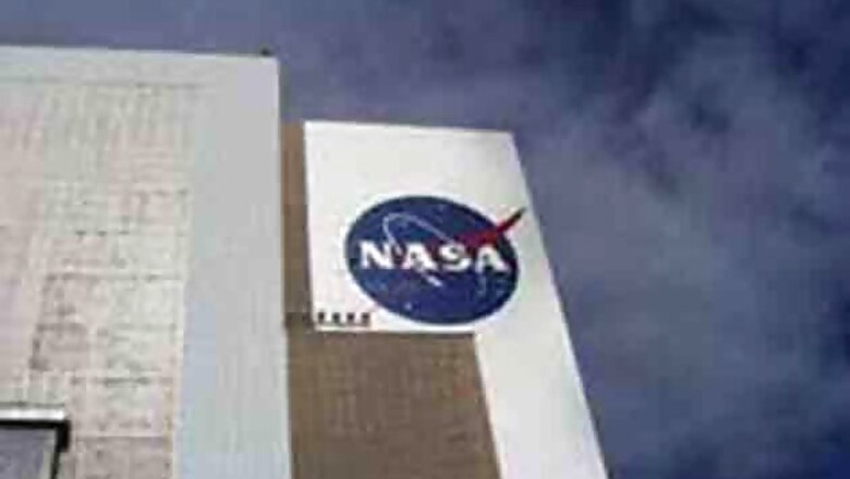 Tropical storm stalls US satellite launch