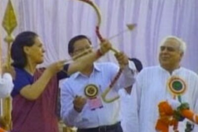 Ram Setu: VHP wants to drag Karunanidhi to court