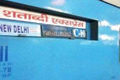Bomb Hoax Call in Delhi-bound Shatabdi Express Creates Panic among Passengers