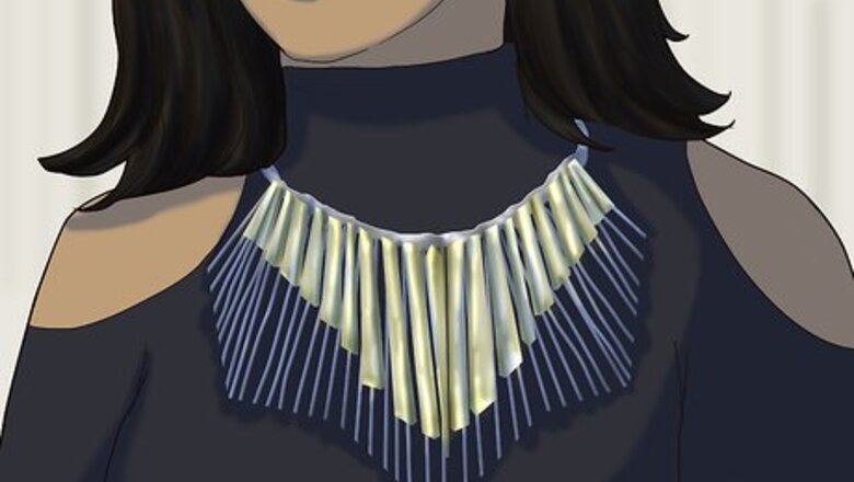 How to Wear a Bib Necklace
