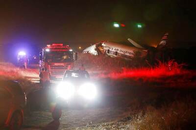One Dead, 20 Injured in South Africa Vintage Plane Crash