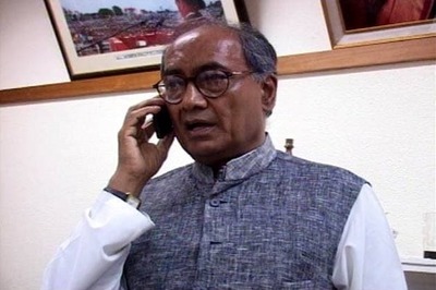 Digvijaya Singh asks Mamata to back Pranab