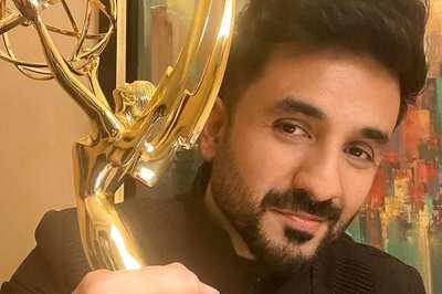 Shocking! Vir Das Stopped At Bengaluru Airport With His Emmy Trophy, Here’s What Really Happened