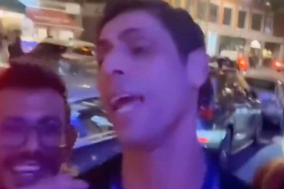 Zindagi Milke Bitayenge: Ashish Nehra, Yuzvendra Chahal Are Living The 'London Dreams' - WATCH