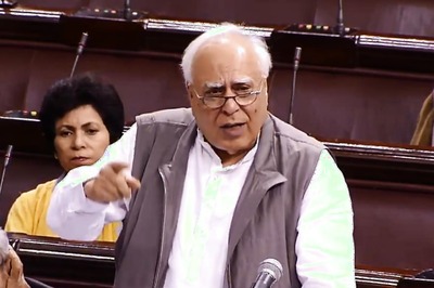COVID19: You Gave in to Trump's Threat, Sibal Slams Modi Over Lifting of Drug Ban