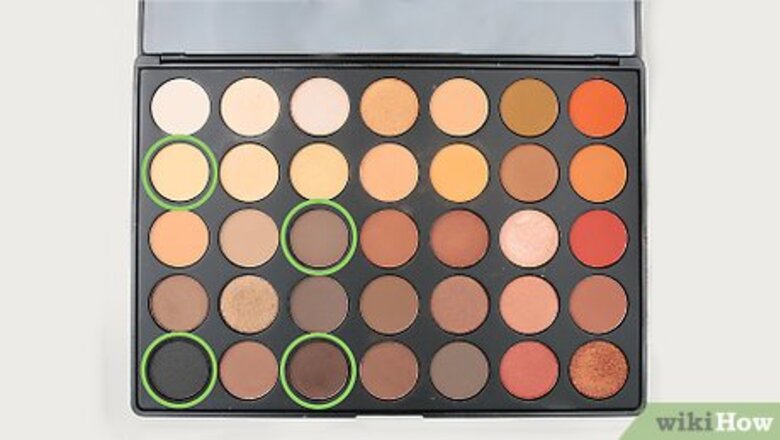 How to Apply Smokey Eyeshadow