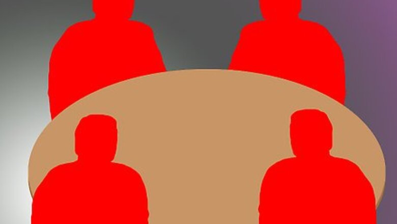 How to Play the "Who Am I" Drinking Game