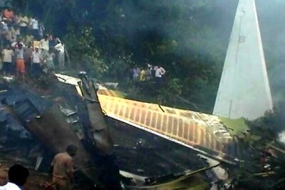 Mangalore air crash: SC issues notice to AI, Govt