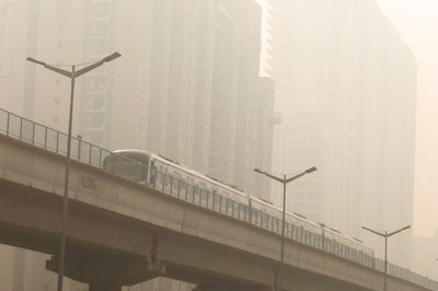 Delhi's Air Quality Dips to 'Very Poor', Likely to Deteriorates Further