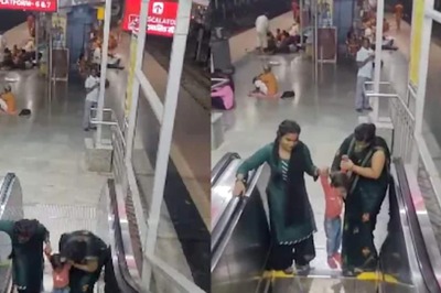 Watch: Two Women Force Child On Escalator And Then This Happened