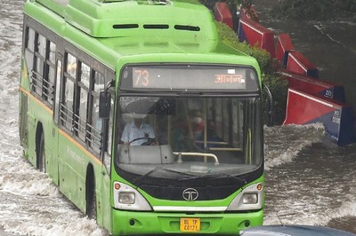 Delhi Rains: 40 Passengers Rescued Safely from Bus Trapped at Waterlogged Underpass