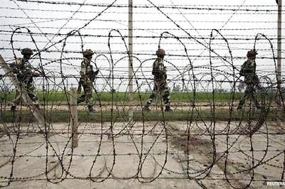 J&K: Pakistani troops violate ceasefire in Poonch, target 4 Indian posts