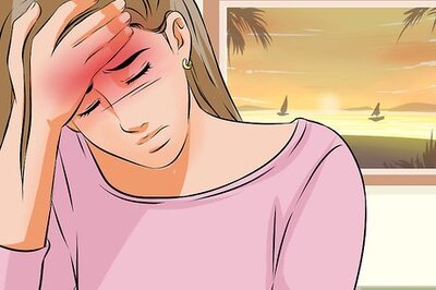How to Treat a Headache with Herbs