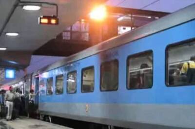 This Delhi-Jhansi Train Can Run At A Maximum Speed Of 160 Km Per Hour