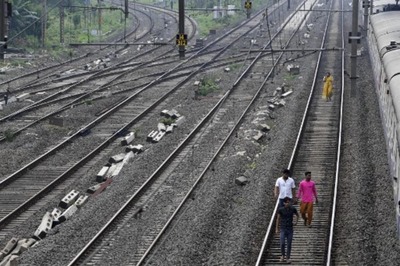 Eastern Railway to Increase Suburban Train Services to Almost 100% During Peak Hours: Official