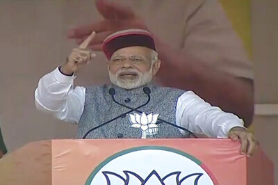 PM Modi Likens Congress to Termites, Urges People to Root Them Out