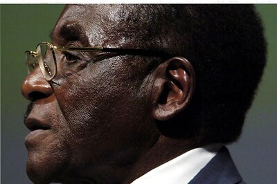 Robert Mugabe Resigns as Zimbabwe President, Ending 4 Decades of Rule