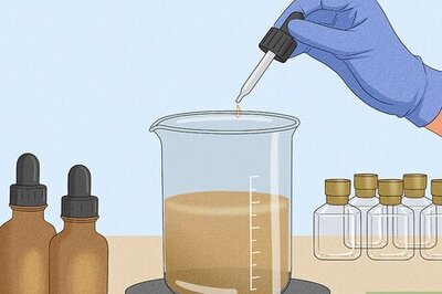 Niche Perfumes: What They Are & Why People Love Them