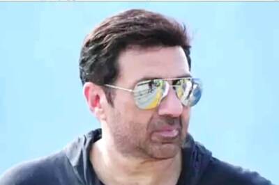 When Sunny Deol Accidentally Hit A Friend With Cricket Ball