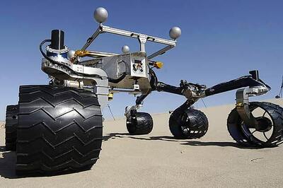 Mystery white rock inexplicably appears near NASA Mars rover