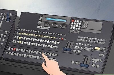 How to Become an Audio Visual Technician