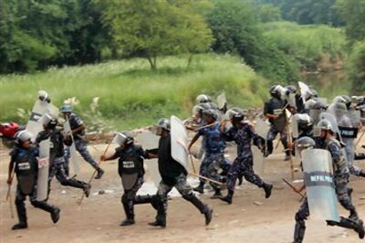 Nepal's Madhesi agitation turns violent again, several hurt