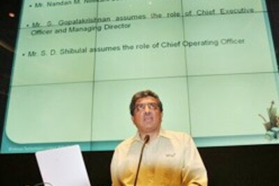Nilekani steps down as Infosys CEO