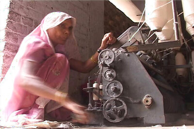 Khadi Federation demands NREGA-type job guarantee for workers